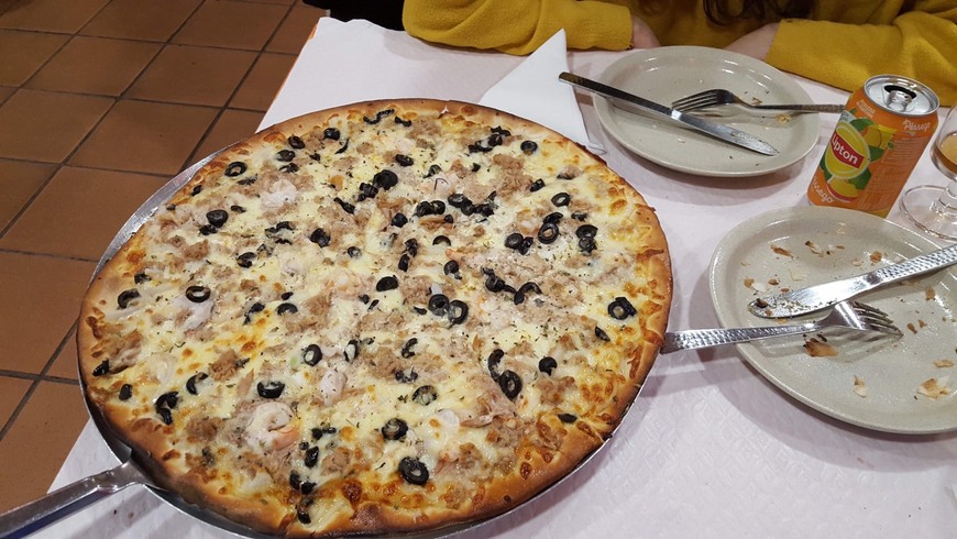 Restaurantes Dewal Divina pizzaria