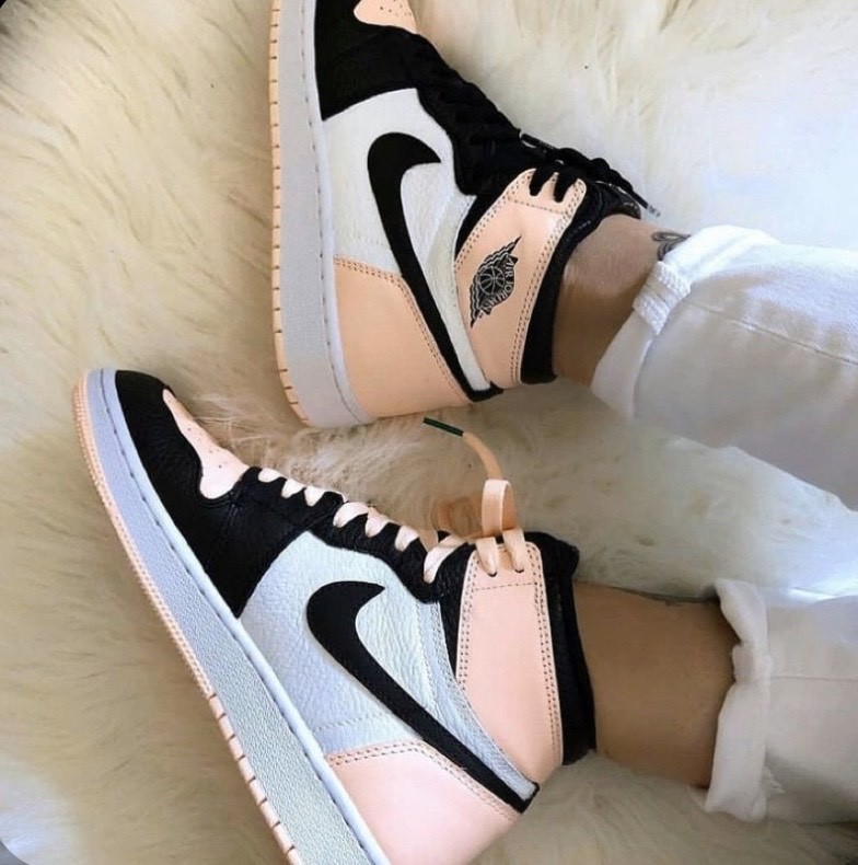 Product Jordan 1 Pink 