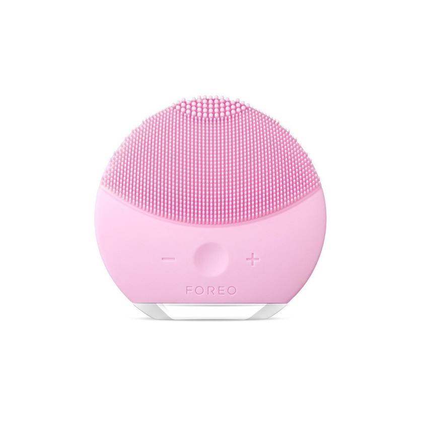 Producto LUNA mini 2 de FOREO es el limpiador facial con modo anti-edad.