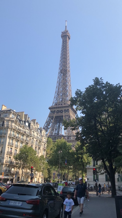 Place Tour Eiffel - Parc du Champ-de-Mars