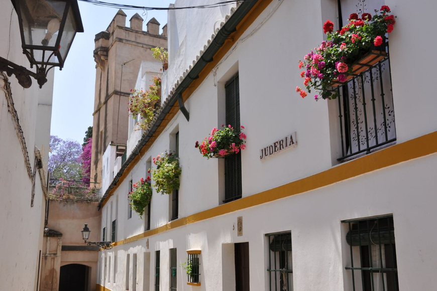 Place Santa Cruz, Seville