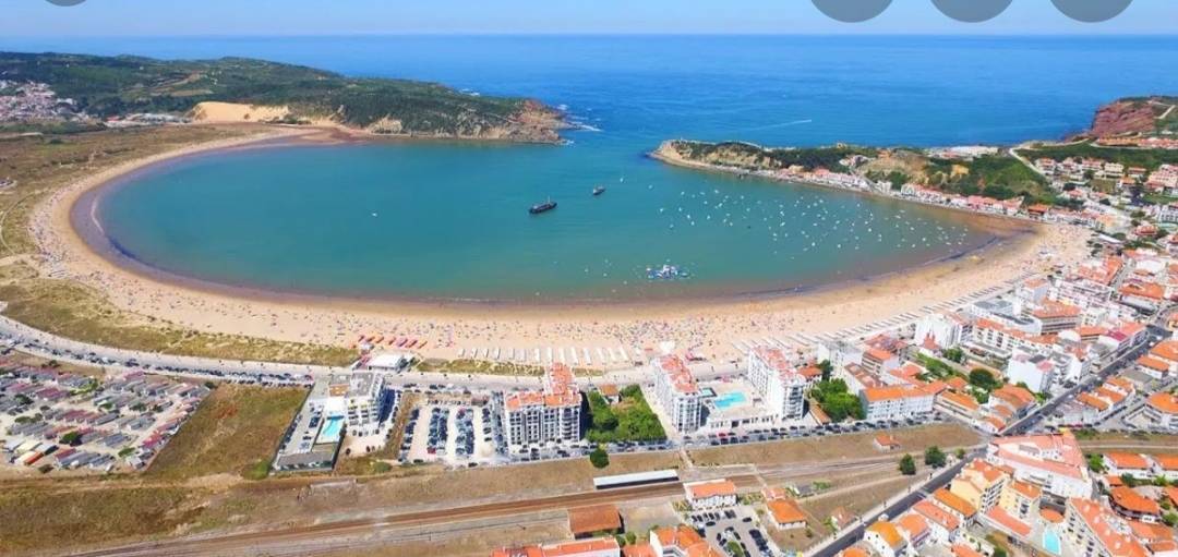 Place São Martinho do Porto