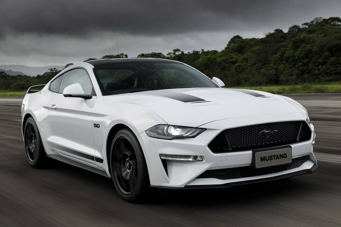 Social Ford Mustang