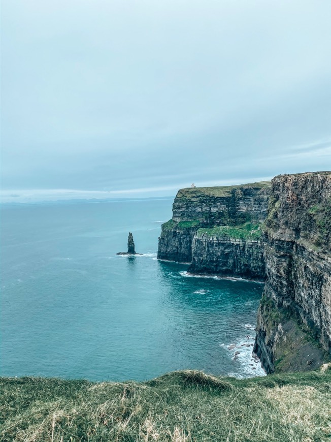 Place Cliffs of Moher