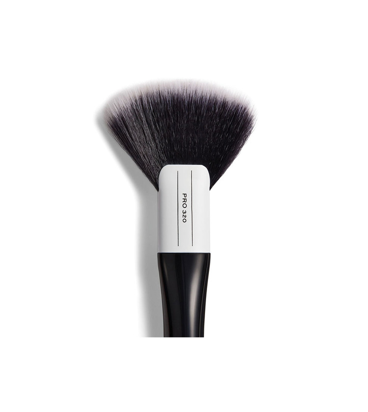 Revolution PRO Brush 320
pincel em leque