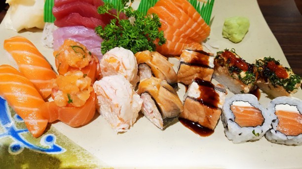 Restaurants Joy Sushi Santana