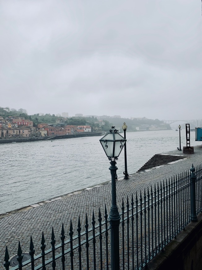 Place Alfândega do Porto