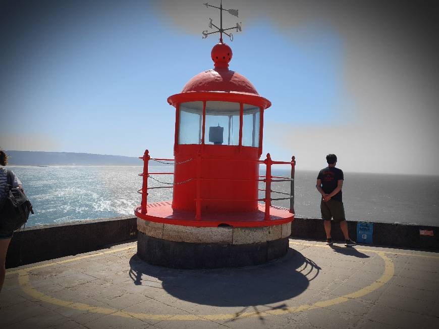 Place Farol da Nazaré