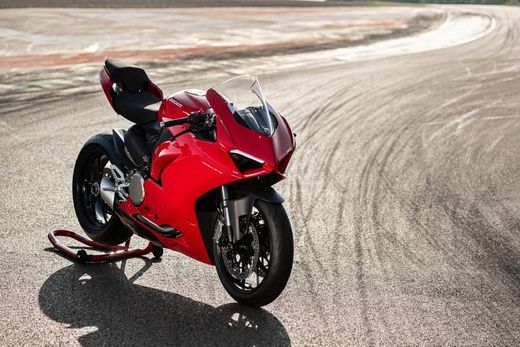 Ducati Panigale V4 R - The Sound of Excellence - YouTube