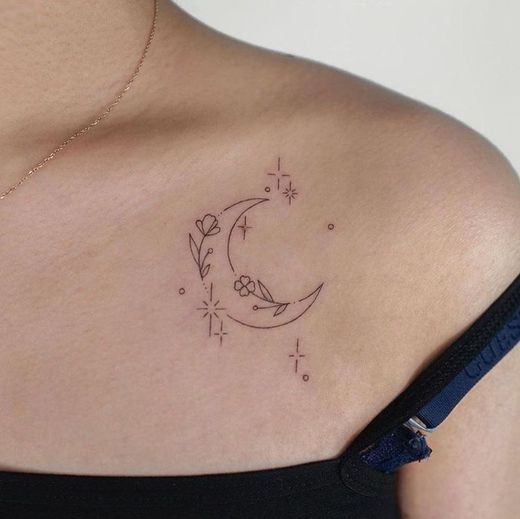 Moon tatto