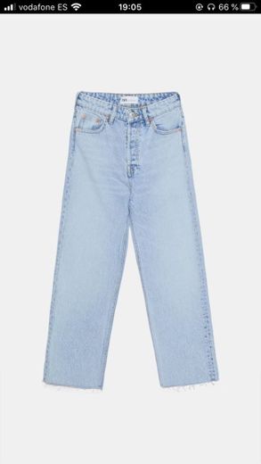 HI-RISE STRAIGHT LEG JEANS