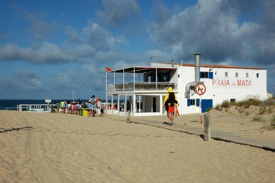 Fashion Praia da Mata (Costa da Caparica) - 2020 All You Need to Know ...