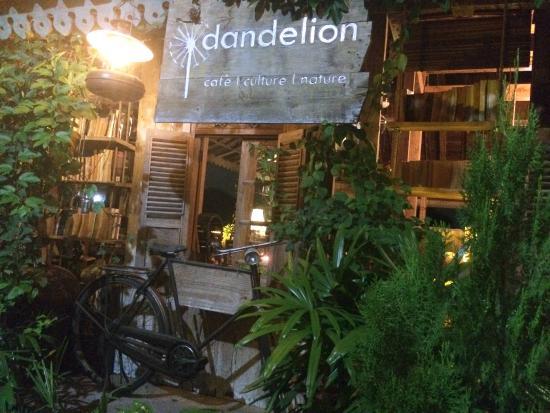 Restaurantes Dandelion Canggu