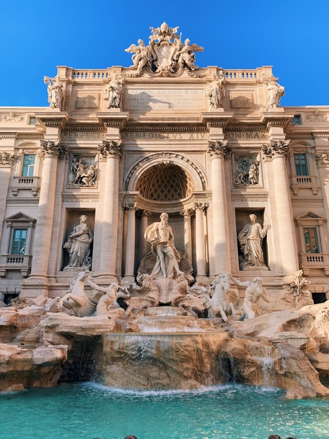 Lugar Fontana di Trevi