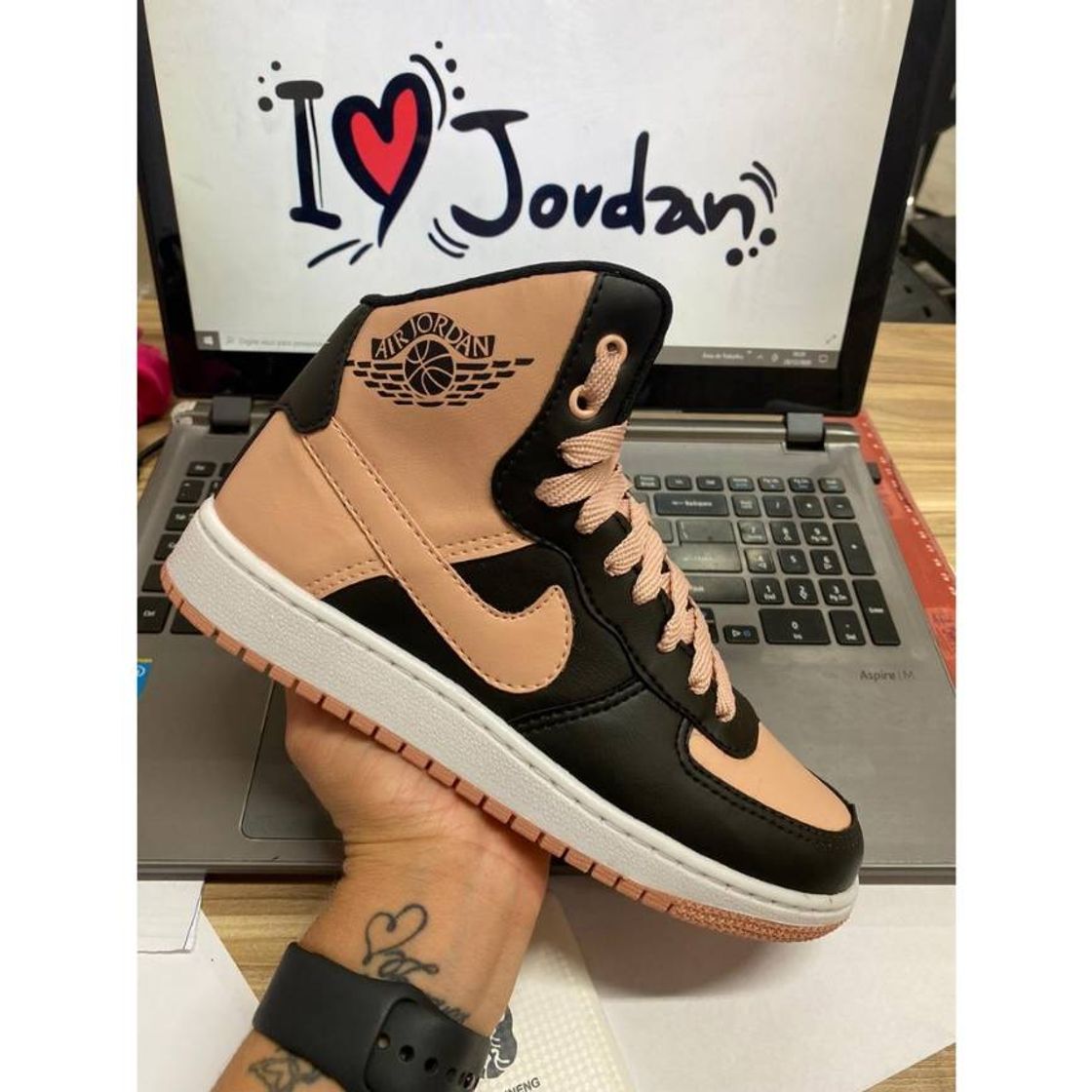 Moda Bota Air Jordan Nude