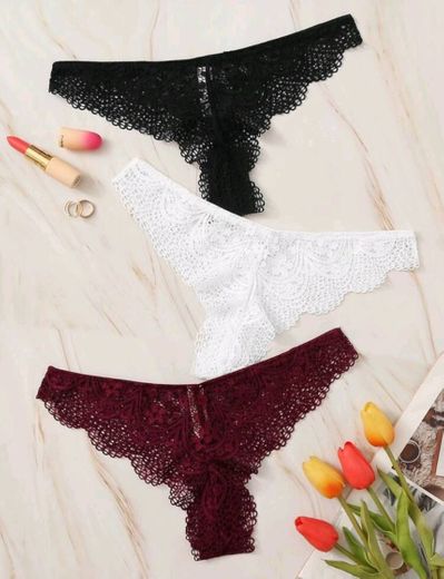 Contrasting lace lingerie set 