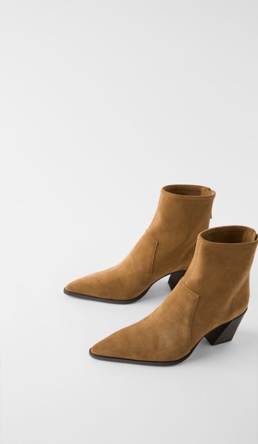 Botins de tacão em croute soft