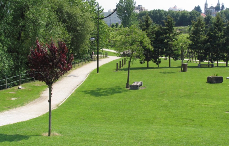 Lugar Parque da Cidade de Paredes