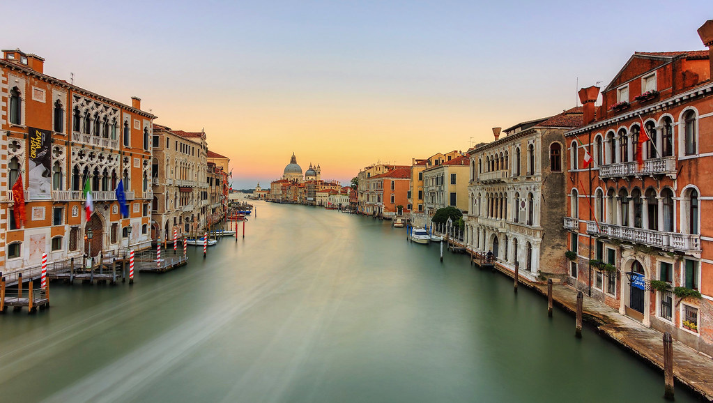 Place Gran Canal de Venecia