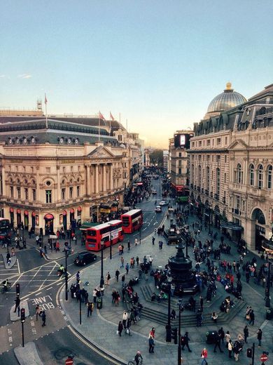 Piccadilly Circus