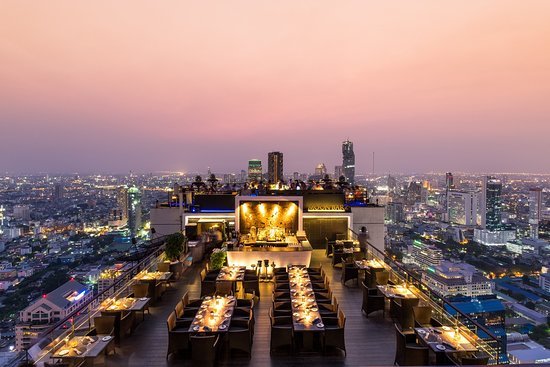 Banyan tree Hotel