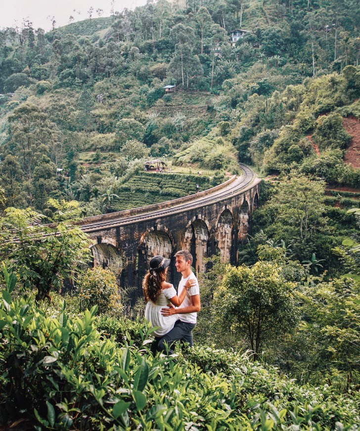 Place Nine Arches Bridge