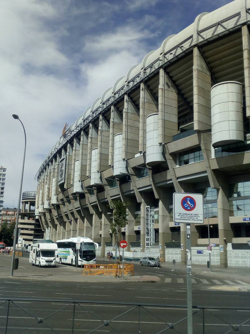 Place Estadio Santiago Bernabéu