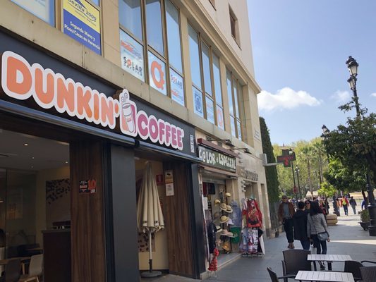 Place Dunkin’ Coffee Sevilla Catedral