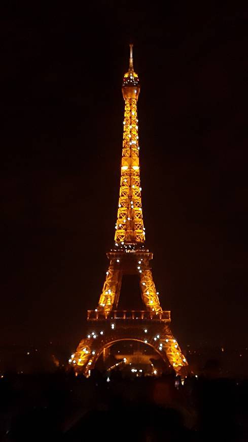 Place Torre Eiffel