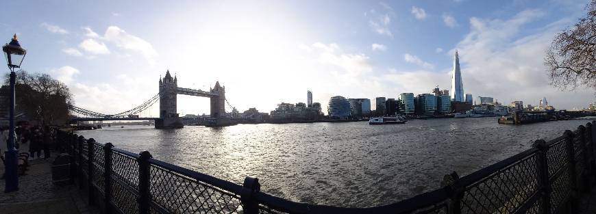 Place Tower Bridge