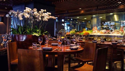 Novikov Restaurant & Bar