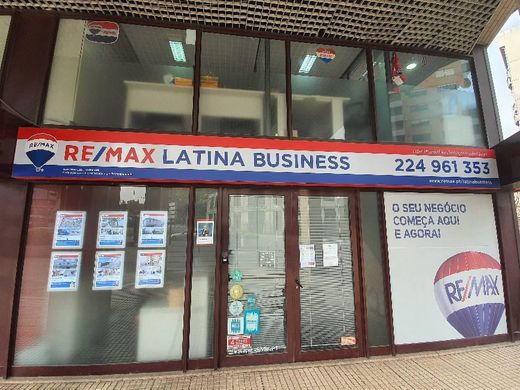 Latina Business – Santa Marinha e São Pedro da Afurada ... - RE/MAX