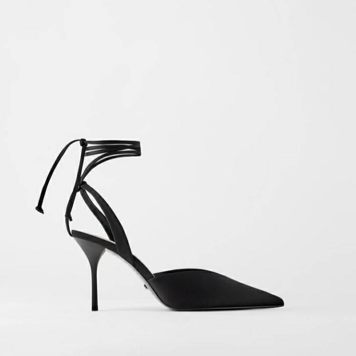 👠
