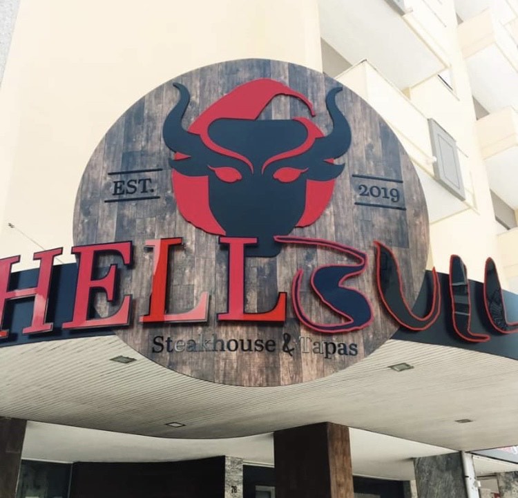 Restaurants Hell Bull Pombal 