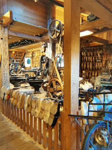 Wooden Shoe Workshop 'de Zaanse Schans'