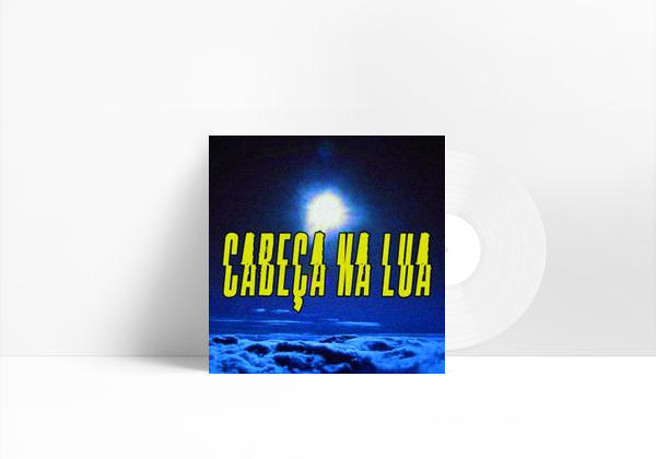 Cabeça na Lua