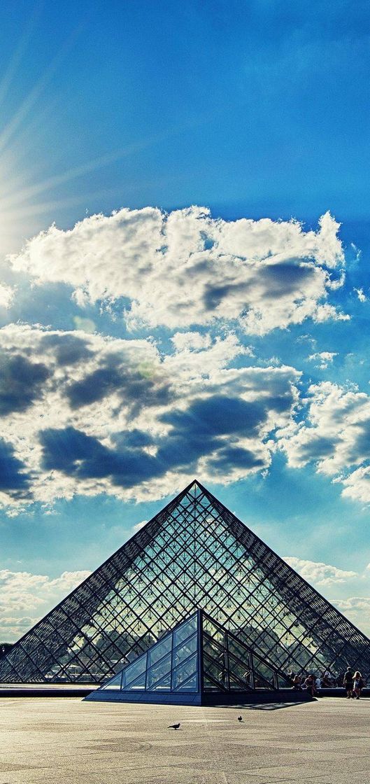 Fashion Wallpaper Louvre ✈️✨