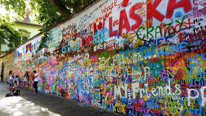 Lugar John Lennon Wall