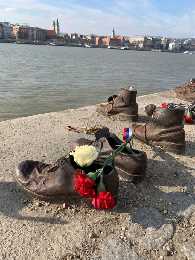 Lugar Shoes on the Danube Bank