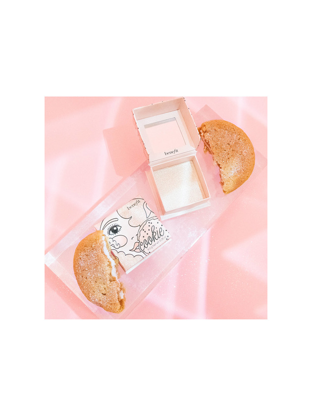 BENEFIT Cookie Powder Highlighter 