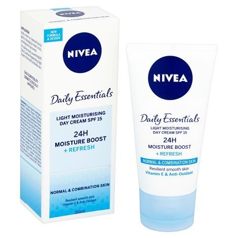 Moda Nivea Essentials 24H