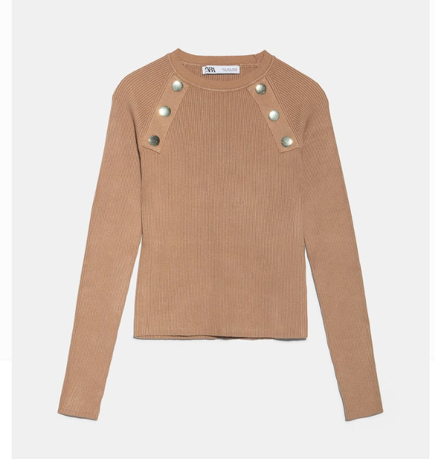 Moda Sweater canelado com botões Zara