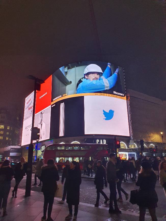 Lugar Piccadilly Circus