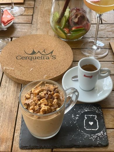 Cerqueira's Lounge & Restaurant