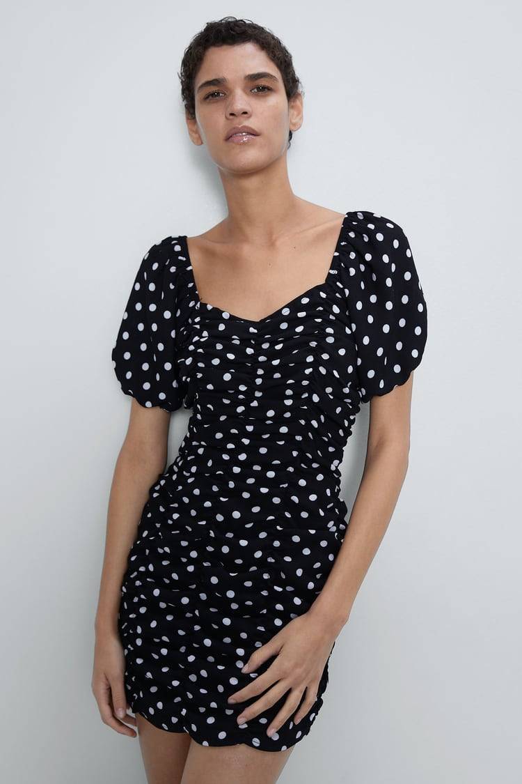 Vestido Zara com estampado às bolinhas