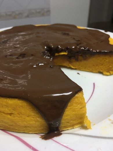 Bolo de cenoura, laranja e maçã - A Pitada do Pai 