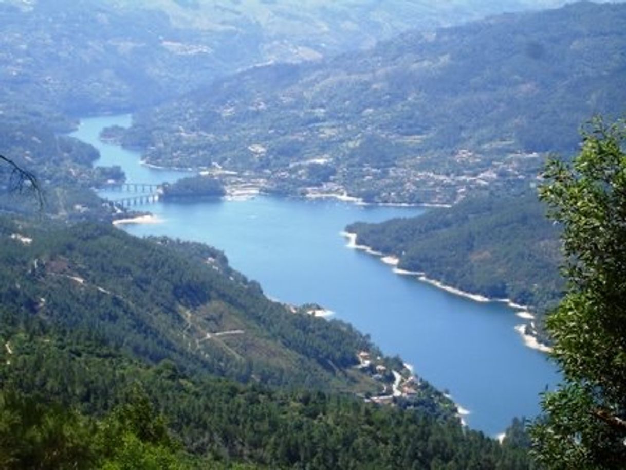 Place Miradouro da Pedra Bela