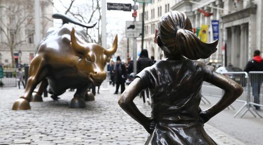 Fearless Girl Statue
