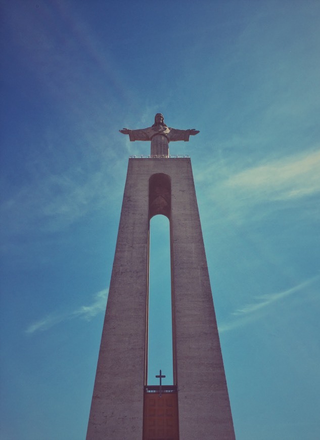 Lugar Santuario Nacional de Cristo Rey