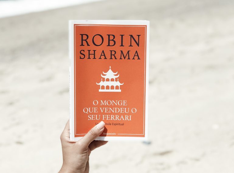 Libros O monge que vendeu o seu Ferrari- Robin Sharma 